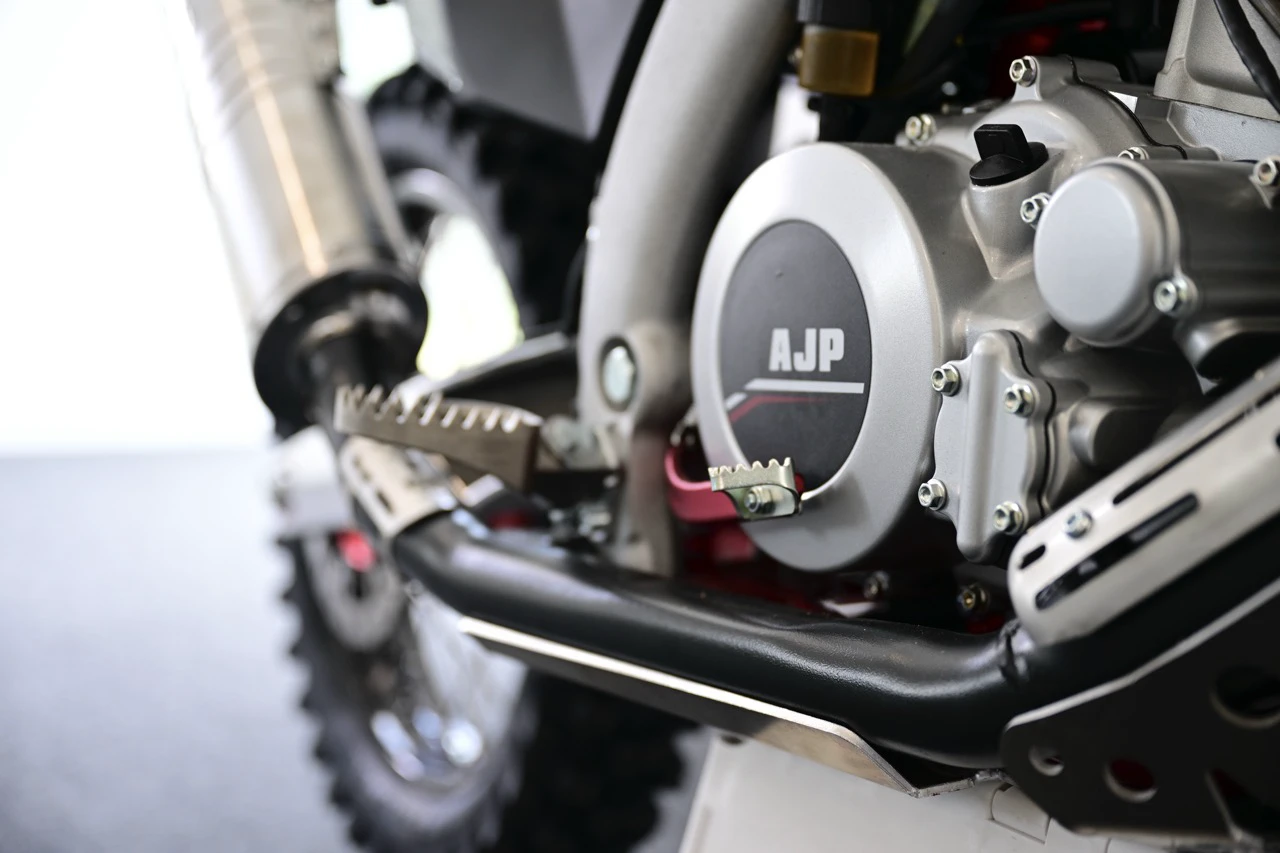 AJP PR7 Galerie 5